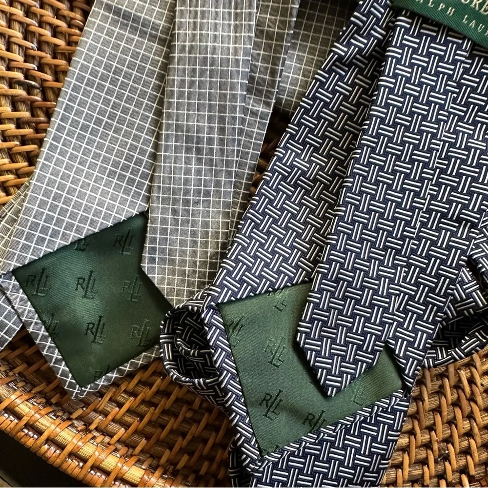 Ralph Lauren Vintage 90’s Silk Geometric Print Set of 2 Traditional neckties - Picture 2 of 5